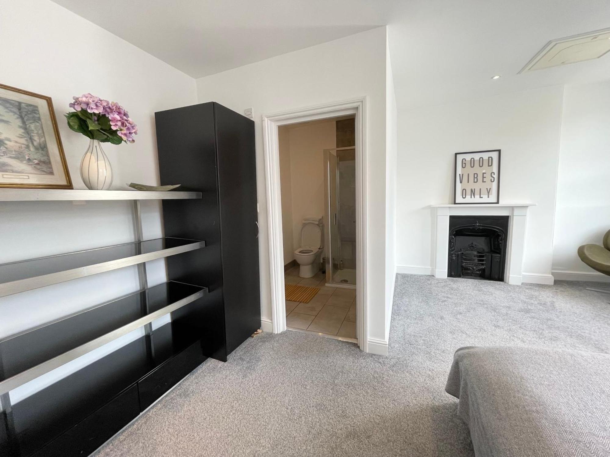 Victoria Maisonette Apartment London Exterior photo